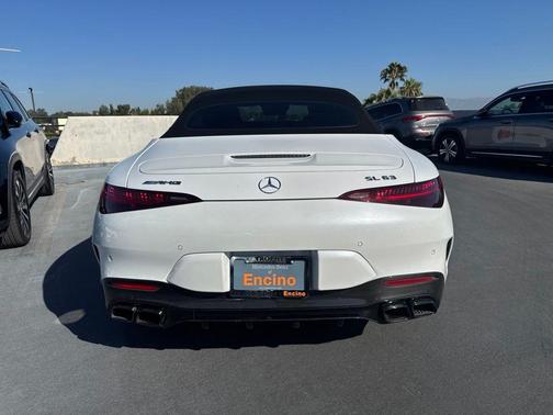 MANUFAKTUR Moonlight White Metallic 2022 Mercedes-Benz AMG SL 63 Base