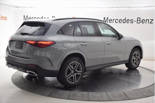 2025 Mercedes-Benz GLC 300 Base