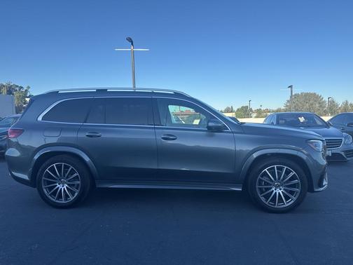 2025 Mercedes-Benz GLS 450 4MATIC