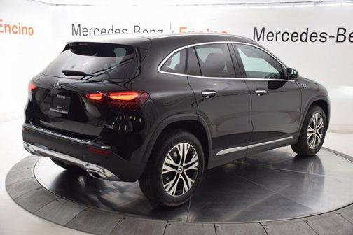 2025 Mercedes-Benz GLA 250 Base