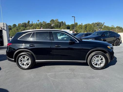 Black 2026 Mercedes-Benz GLC 300 Base