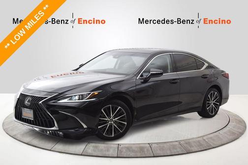 2023 Lexus ES 350 Base