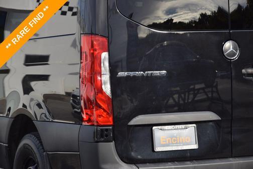 Obsidian Black Metallic 2021 Mercedes-Benz Sprinter 2500 Standard Roof