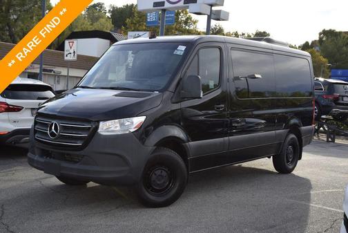 Obsidian Black Metallic 2021 Mercedes-Benz Sprinter 2500 Standard Roof