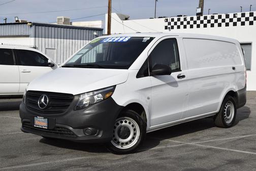 Arctic White 2023 Mercedes-Benz Metris Base