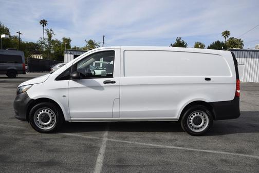 Arctic White 2023 Mercedes-Benz Metris Base