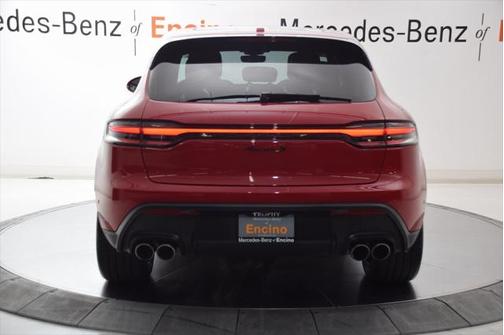 2023 Porsche Macan Base