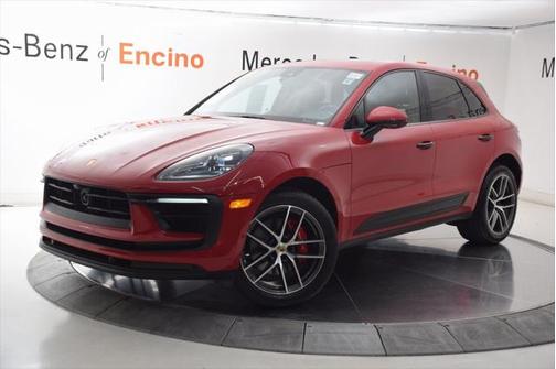 2023 Porsche Macan Base