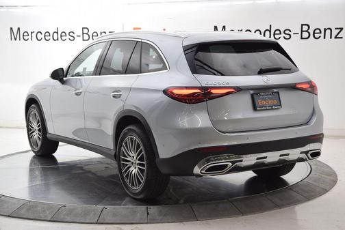 Cirrus Silver Metallic 2026 Mercedes-Benz GLC 300 Base