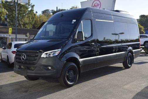 Obsidian Black Metallic 2024 Mercedes-Benz Sprinter 2500 High Roof