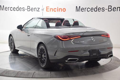MANUFAKTUR Alpine Grey 2026 Mercedes-Benz CLE 300 4MATIC Cabriolet