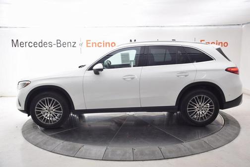 2025 Mercedes-Benz GLC 300 Base