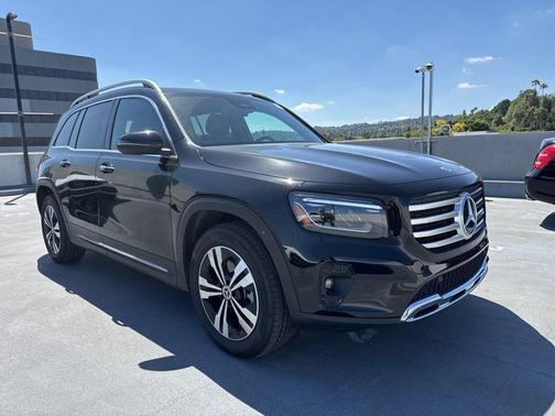 Night Black 2026 Mercedes-Benz GLB 250 Base