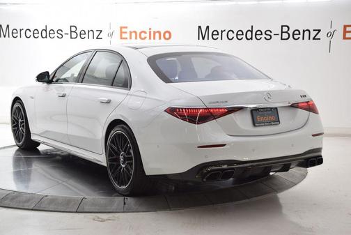 MANUFAKTUR Moonlight White Metallic 2026 Mercedes-Benz AMG S 63 E 4MATIC