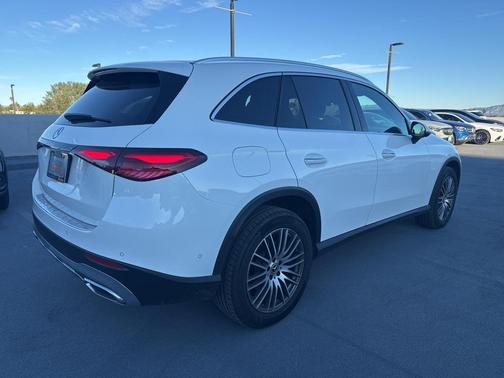 2025 Mercedes-Benz GLC 300 Base