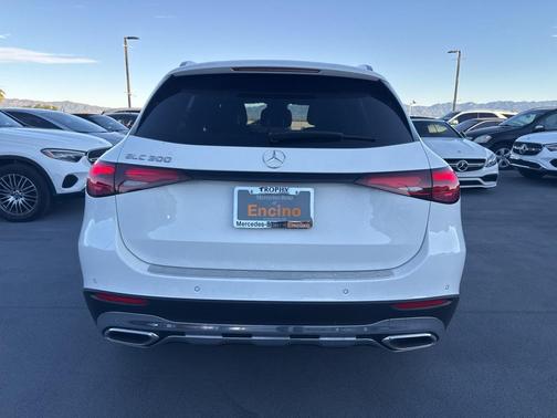 2025 Mercedes-Benz GLC 300 Base