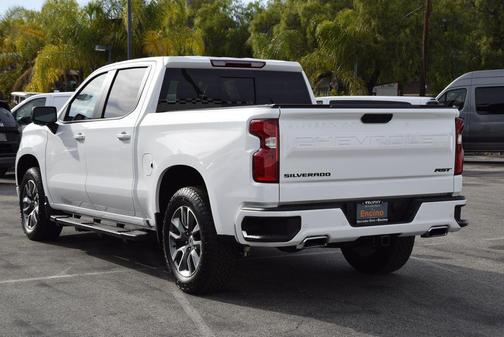Summit White 2024 Chevrolet Silverado 1500 RST