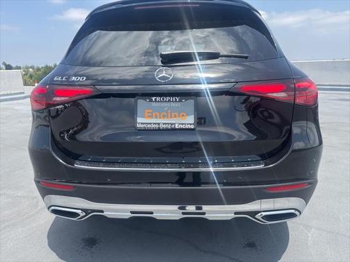 2025 Mercedes-Benz GLC 300 Base