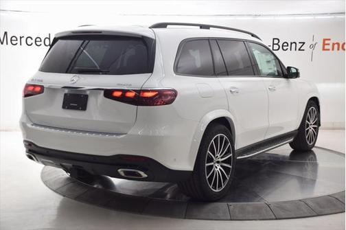 2025 Mercedes-Benz GLS 580 4MATIC