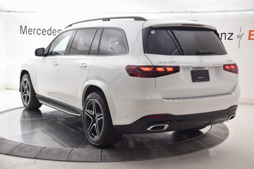 2026 Mercedes-Benz GLS 450 4MATIC