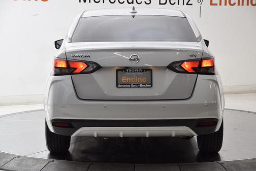 2021 Nissan Versa 1.6 SV