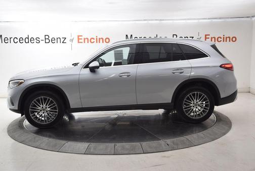 Cirrus Silver Metallic 2026 Mercedes-Benz GLC 300 Base