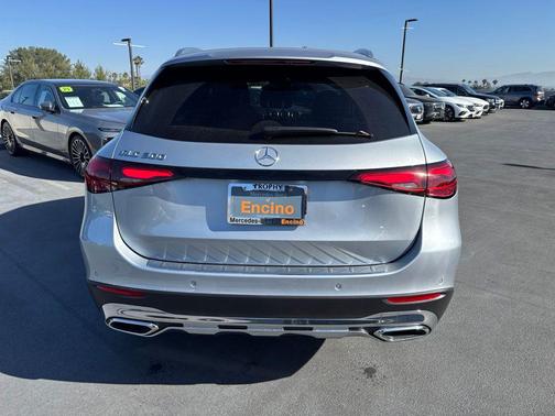Cirrus Silver Metallic 2026 Mercedes-Benz GLC 300 Base