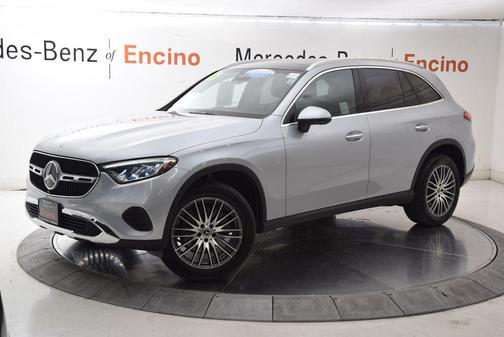 Cirrus Silver Metallic 2026 Mercedes-Benz GLC 300 Base