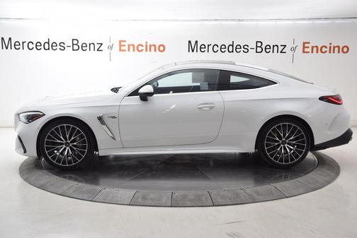 MANUFAKTUR Moonlight White Metallic 2026 Mercedes-Benz AMG CLE 53 4MATIC+