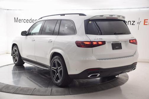 2026 Mercedes-Benz GLS 450 4MATIC