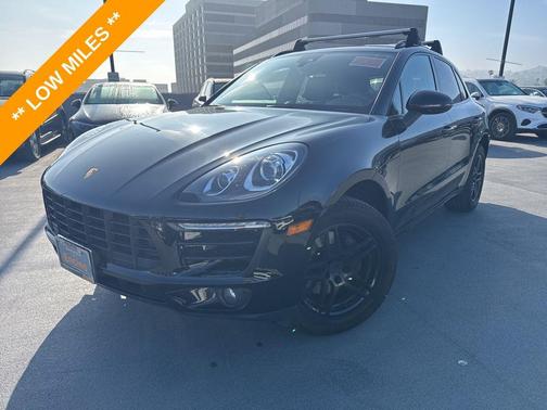 Black 2018 Porsche Macan Macan S