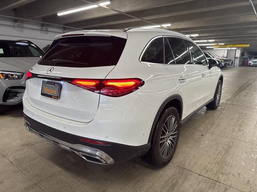 2026 Mercedes-Benz GLC 300 Base