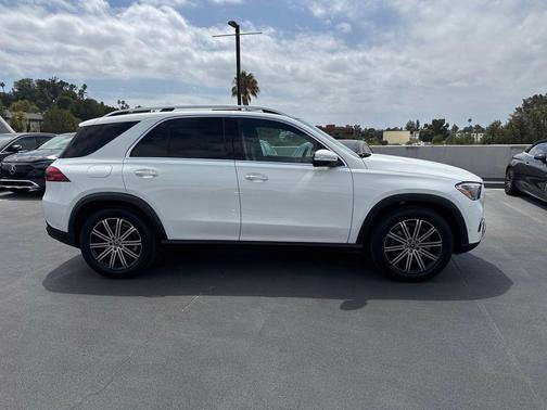 Polar White 2026 Mercedes-Benz GLE 350 4MATIC