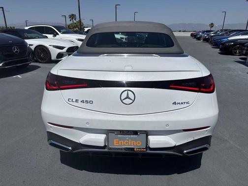 MANUFAKTUR Moonlight White Metallic 2026 Mercedes-Benz CLE 450 4MATIC