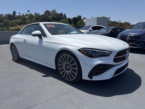 MANUFAKTUR Moonlight White Metallic 2026 Mercedes-Benz CLE 450 4MATIC