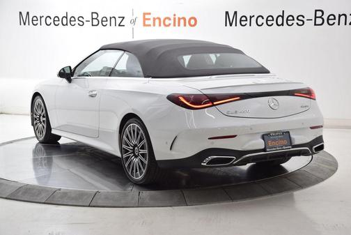 MANUFAKTUR Moonlight White Metallic 2026 Mercedes-Benz CLE 450 4MATIC