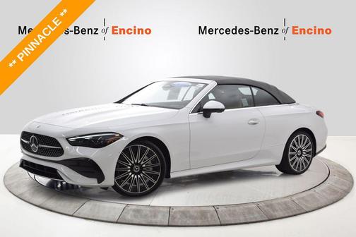 MANUFAKTUR Moonlight White Metallic 2026 Mercedes-Benz CLE 450 4MATIC