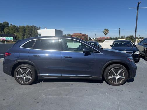 Twilight Blue Metallic 2023 Mercedes-Benz EQE 500 4MATIC