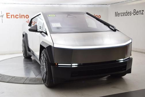 Ultra-Hard Stainless Steel 2025 Tesla Cybertruck Cyberbeast