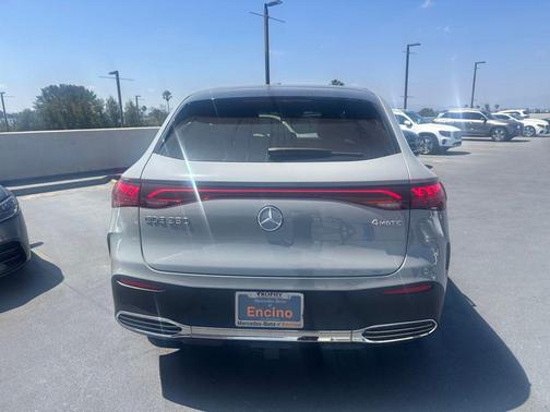 MANUFAKTUR Alpine Grey 2025 Mercedes-Benz EQE 350 4MATIC