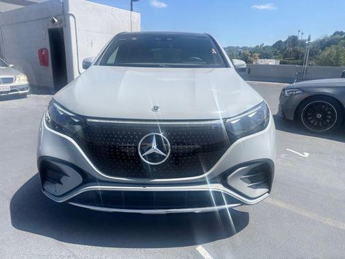 MANUFAKTUR Alpine Grey 2025 Mercedes-Benz EQE 350 4MATIC