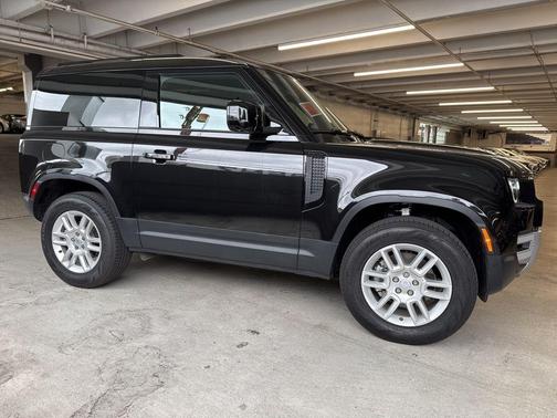 Santorini Black Metallic 2025 Land Rover Defender 90 P300 S