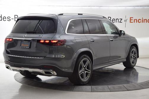 Selenite Grey Metallic 2026 Mercedes-Benz GLS 450 4MATIC