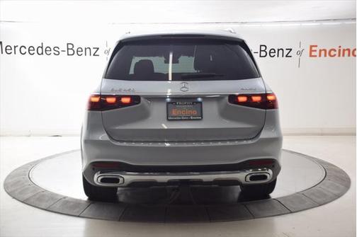 2025 Mercedes-Benz GLS 450 4MATIC