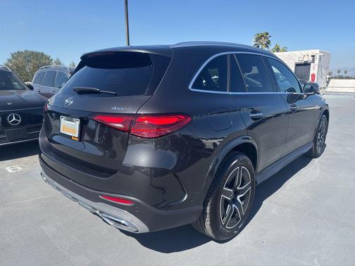 2025 Mercedes-Benz GLC 350e Base