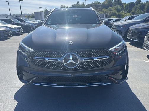 2025 Mercedes-Benz GLC 350e Base