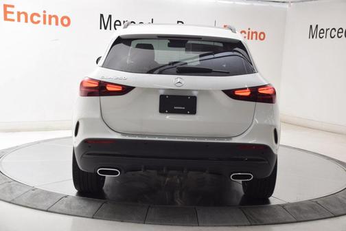 2026 Mercedes-Benz GLA 250 4MATIC
