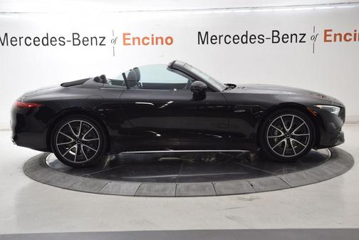 Obsidian Black 2026 Mercedes-Benz AMG SL 43 Base