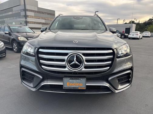 2025 Mercedes-Benz GLS 450 4MATIC