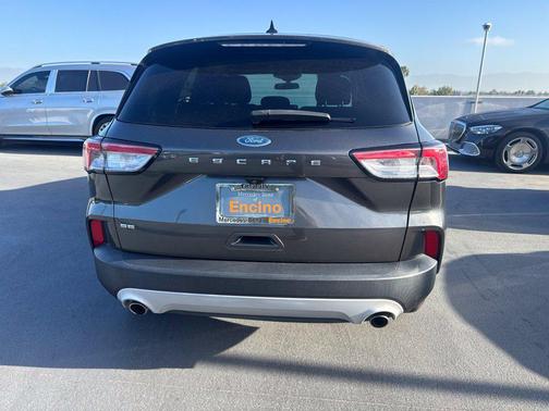 Magnetic Metallic 2020 Ford Escape SE
